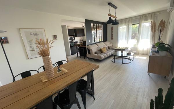 Appartement à vendre    2 pièces • 58 m2 La Seyne-sur-Mer