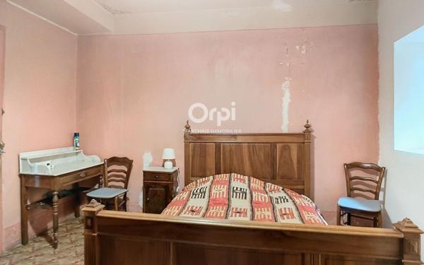 Immeuble à vendre    5 pièces •  Vernet-les-Bains