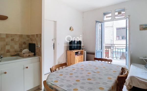Immeuble à vendre    5 pièces •  Vernet-les-Bains
