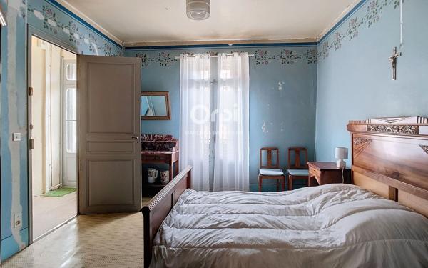 Immeuble à vendre    5 pièces •  Vernet-les-Bains