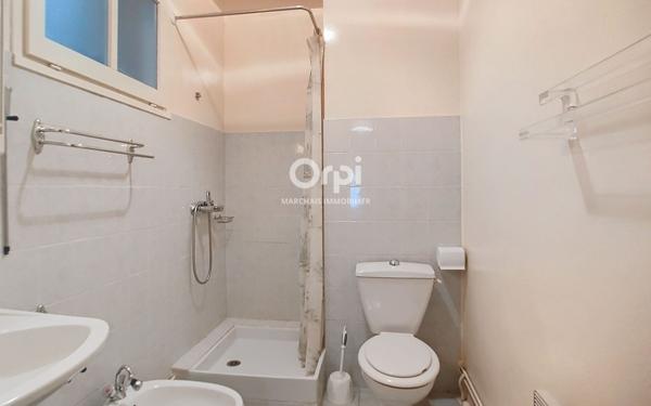 Immeuble à vendre    5 pièces •  Vernet-les-Bains