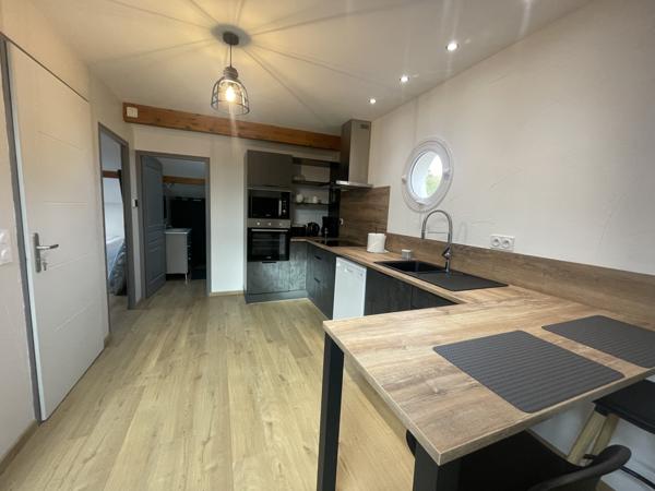 Appartement situé dans propriété sécurisée avec place de parking Montréal (11290)