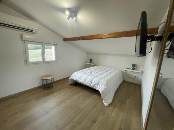 Appartement situé dans propriété sécurisée avec place de parking Montréal (11290)