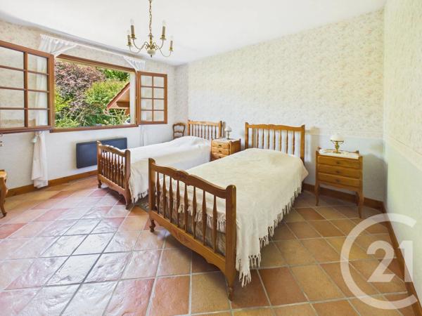 Maison à vendre  7 pièces - 188,84 m 2   CADAUJAC  - 33