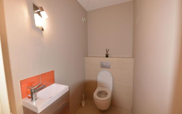 Appartement à louer    3 pièces • 72,02 m2 Grasse