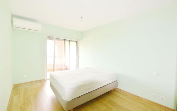 Appartement à louer    3 pièces • 72,02 m2 Grasse