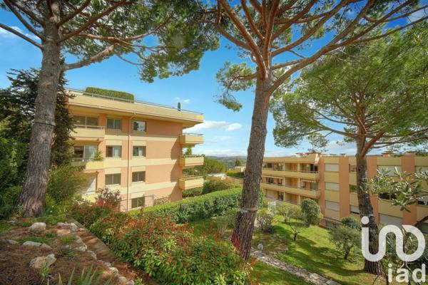 Appartement à vendre 3 pièces 69 m² Grasse
