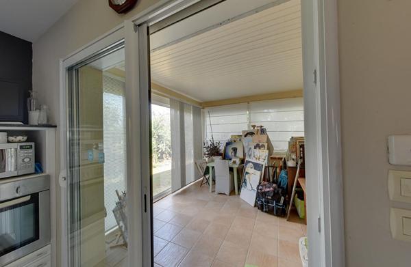 Maison contemporaine avec piscine au coeur de Saint-Nauphary