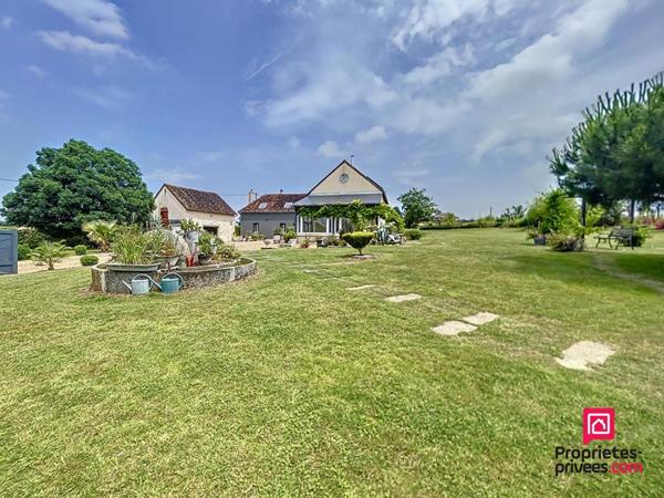 Ancien corps de ferme rénové de 250 m2 - Tout confort - Proximité Mamers