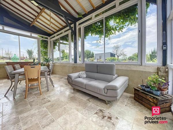 Ancien corps de ferme rénové de 250 m2 - Tout confort - Proximité Mamers