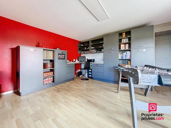 Ancien corps de ferme rénové de 250 m2 - Tout confort - Proximité Mamers