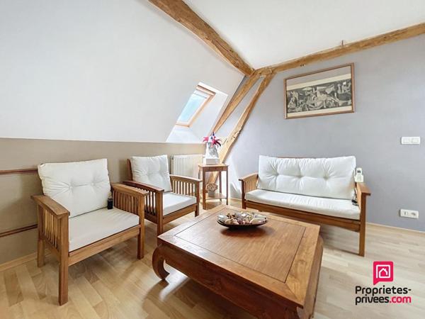 Ancien corps de ferme rénové de 250 m2 - Tout confort - Proximité Mamers