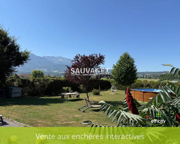 Maison
         6 pièces
        - 176 m² Exclusivité 490 000 € *