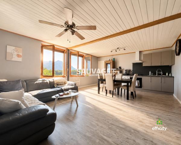 Maison
         6 pièces
        - 176 m² Exclusivité 490 000 € *