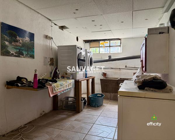 Maison
         6 pièces
        - 176 m² Exclusivité 490 000 € *