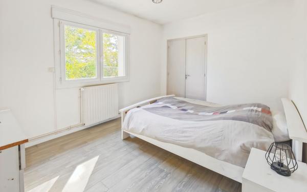 Maison à vendre    4 pièces •  Bioule