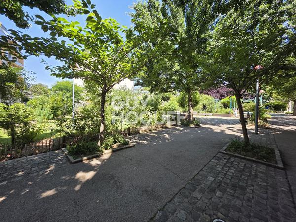 CENTRE-VILLE - BOX DOUBLE - CAVE - BALCON