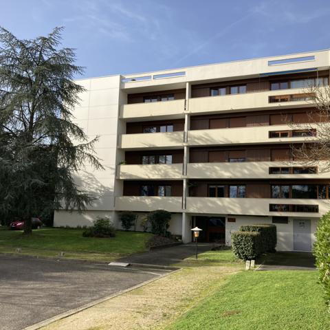 LE PONTET : T2 VENDU LOUÉ