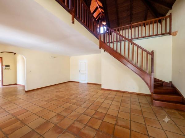 Villa familiale avec piscine à vendre à Baie-Mahault – Secteur Plaisance, Guadeloupe