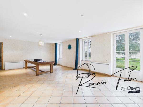 Maison en pierre de 7 chambres au calme