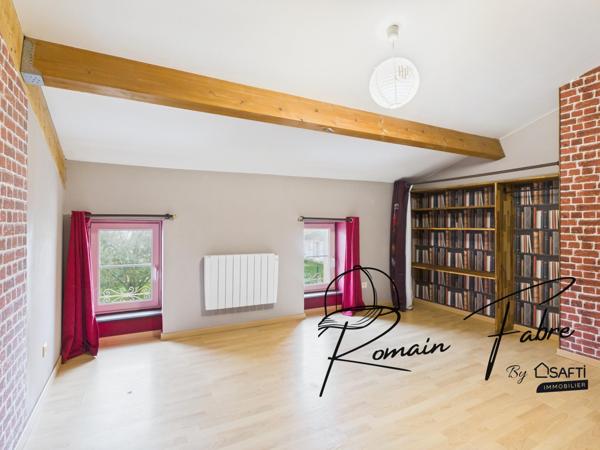 Maison en pierre de 7 chambres au calme