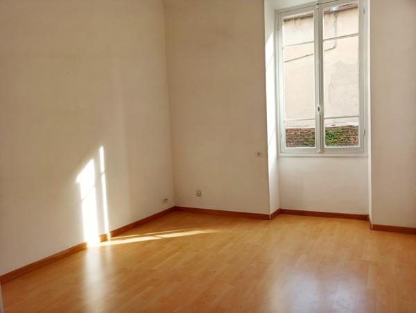 Appartement 5 pièces - 101 m² Exclusivité efficity