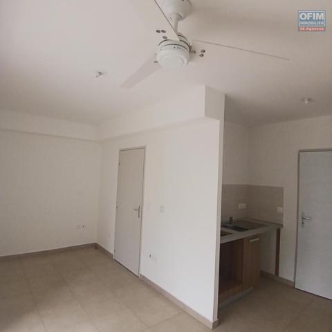 A LOUER appartement NEUF de type studio/ F1 sur Saint-Paul à 439,38 Euros!!