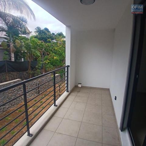 A LOUER appartement NEUF de type studio/ F1 sur Saint-Paul à 439,38 Euros!!