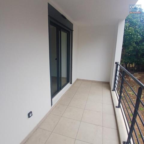 A LOUER appartement NEUF de type studio/ F1 sur Saint-Paul à 439,38 Euros!!