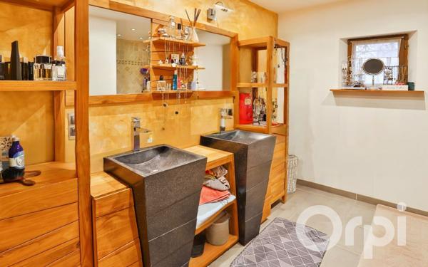 Maison à vendre    5 pièces • 141,41 m2 Marines