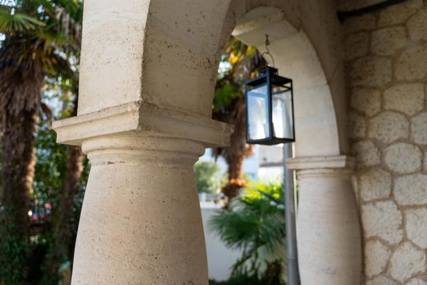 Belle époque restaurée idéalement située !