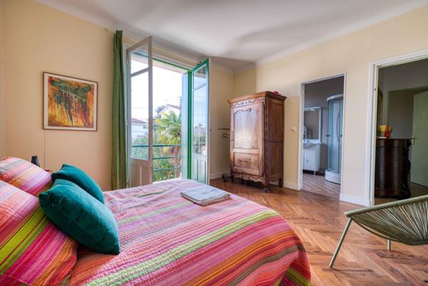 Belle époque restaurée idéalement située !