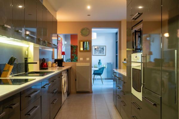 Belle époque restaurée idéalement située !