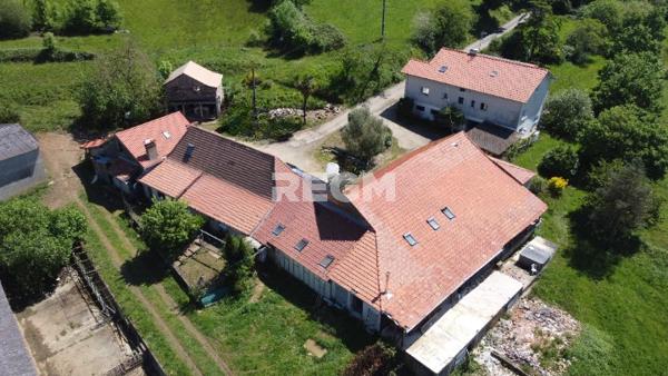 Garlin (64330) Ensemble Immobilier pour Création de Gîtes Chambres d'hôtes