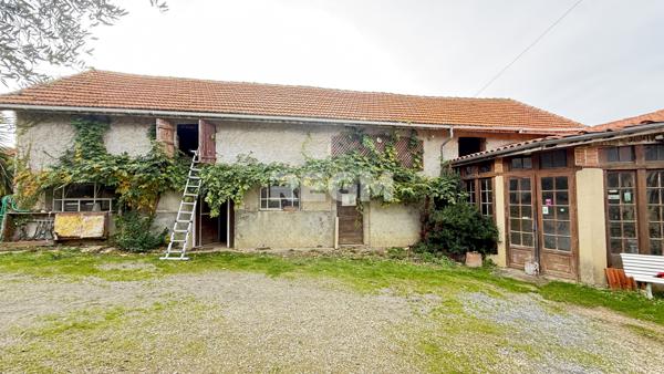 Garlin (64330) Ensemble Immobilier pour Création de Gîtes Chambres d'hôtes