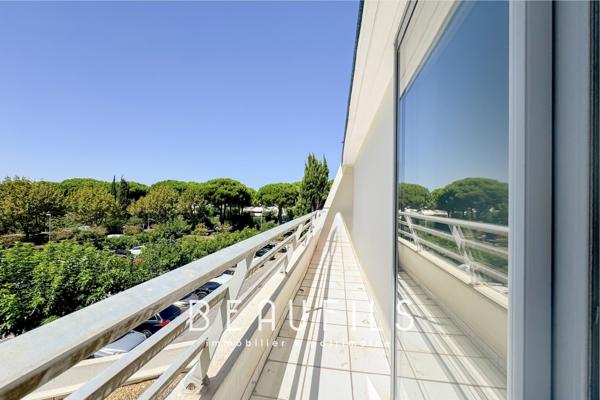 Exclusivité. Appartement à 500m de la plage avec garage privatif