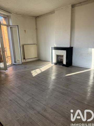 Immeuble à vendre 353 m² Firminy