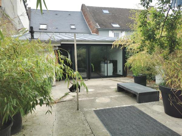 Centre ville de Boves. Maison rénovée avec goût