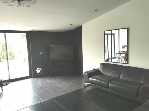 Centre ville de Boves. Maison rénovée avec goût