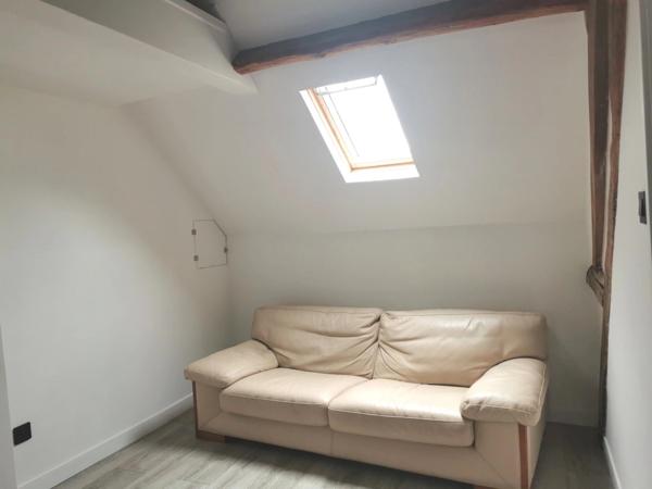 Centre ville de Boves. Maison rénovée avec goût