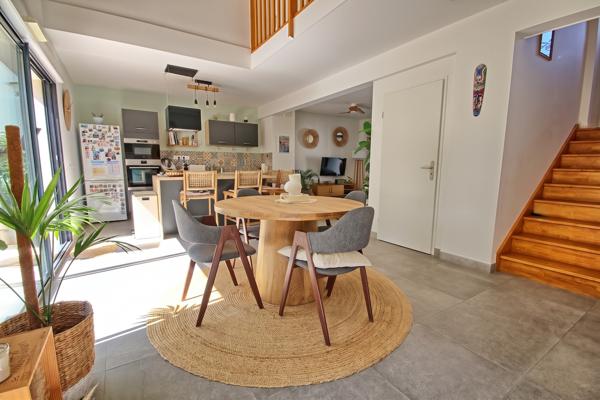Bordeaux Bacalan maison de type F4bis de 114m² avec jardin, piscine, garage et cellier proche tramway