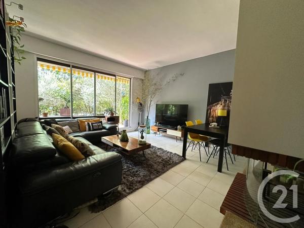 Appartement F4 à vendre  3 pièces - 66,90 m 2   MAISONS LAFFITTE  - 78