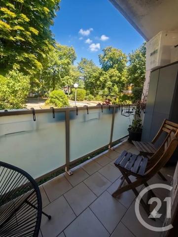 Appartement F4 à vendre  3 pièces - 66,90 m 2   MAISONS LAFFITTE  - 78