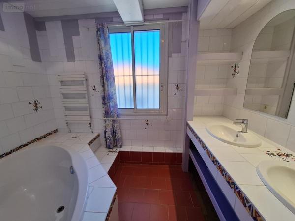 Appartement à vendre à Royan en Charente-Maritime (17200), ref : 17111-698