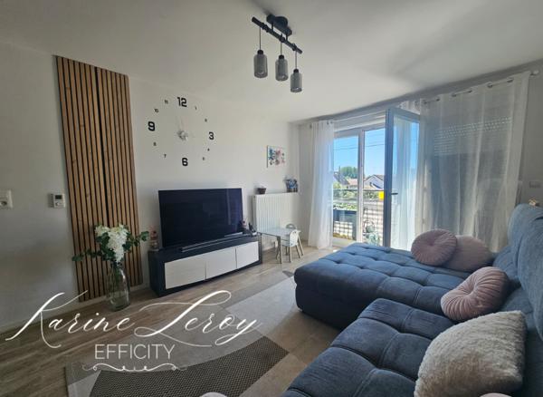 Appartement
         3 pièces
        - 64 m² 195 000 € *
