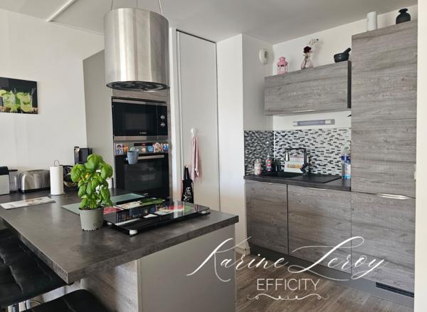 Appartement
         3 pièces
        - 64 m² 195 000 € *