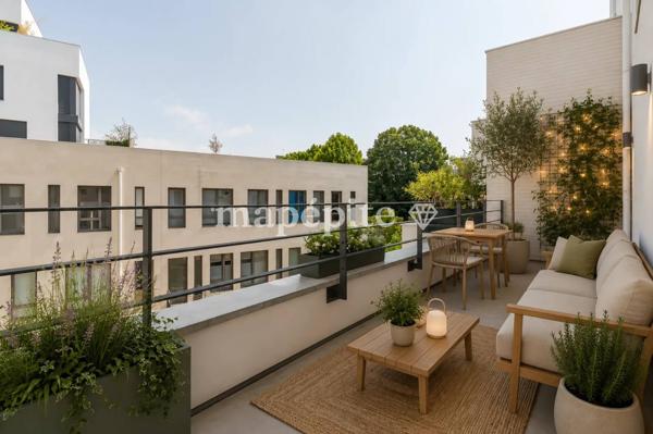Appartement
         3 pièces
        - 67 m² Exclusivité 379 000 € *