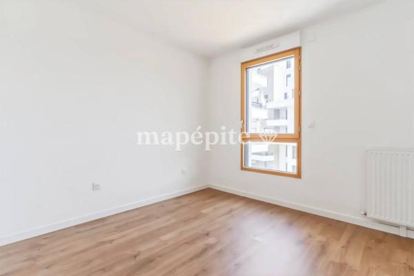 Appartement
         3 pièces
        - 67 m² Exclusivité 379 000 € *