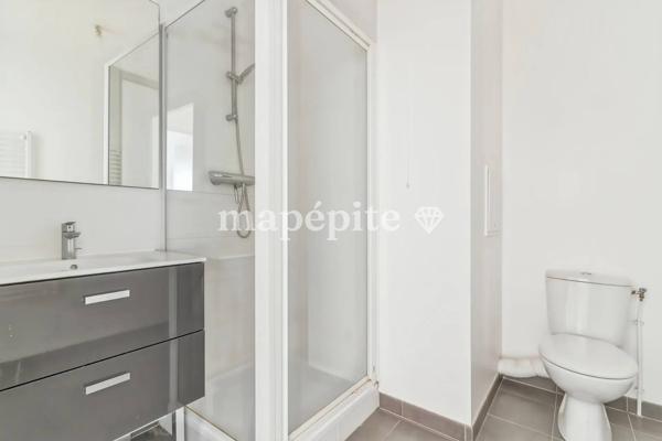 Appartement
         3 pièces
        - 67 m² Exclusivité 379 000 € *