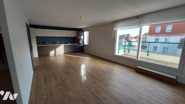 MALO LES BAINS
Résidence soignée et sécurisée à deux pas de la plage,
Appartement très lumine...